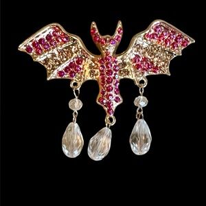 Pink rhinestone bat pin brooch fancy wings Halloween scary fun NWOT
